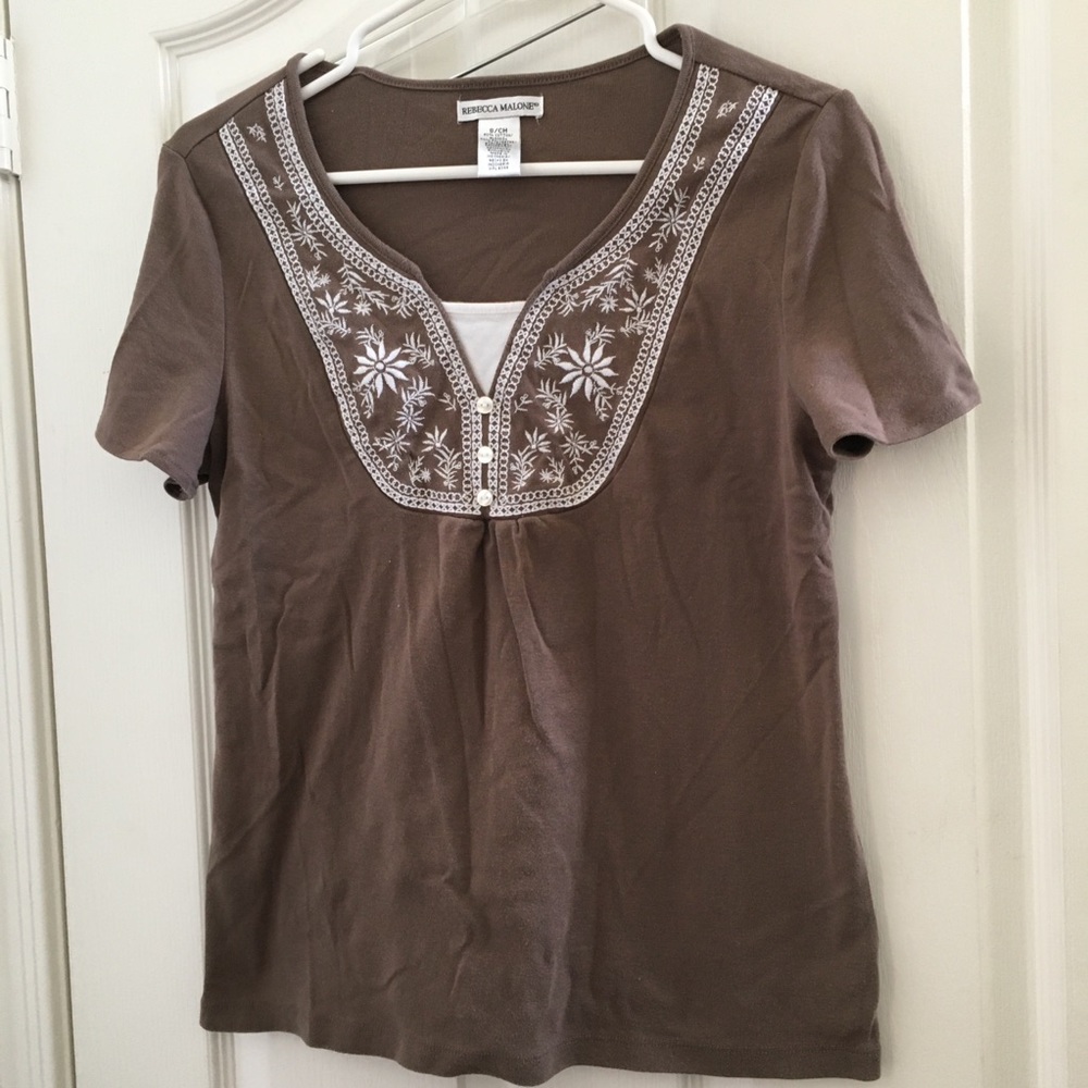 FINAL MARKDOWN Ladies Rebecca Malone tee small
